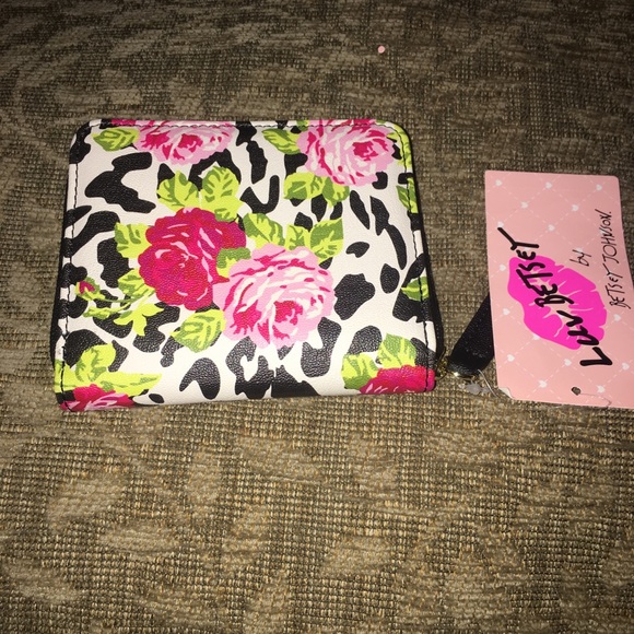 Betsey Johnson wallet - Picture 3 of 6